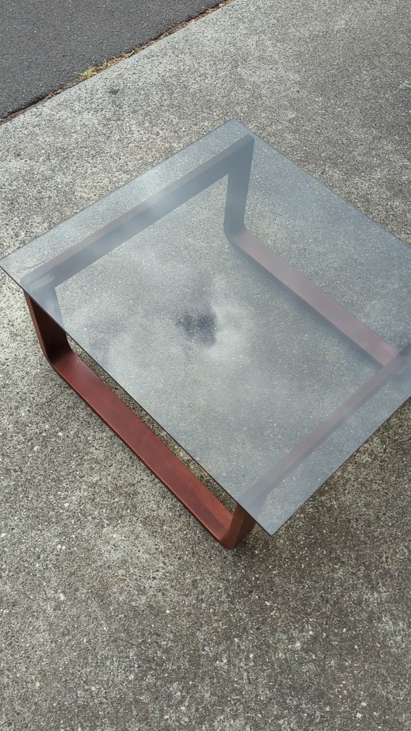 Pre order - Tessa T4 coffee table glass