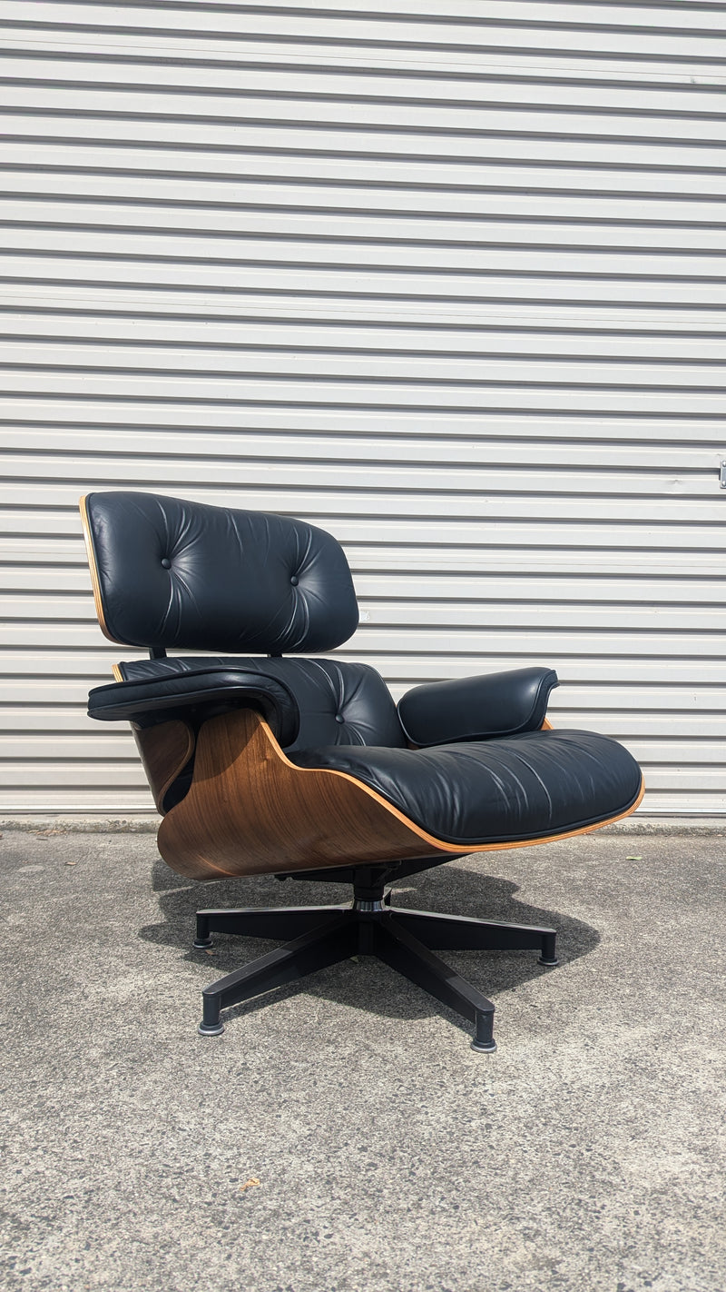 Restoration of single original Charles Eames chairs with ottoman Herman Miller