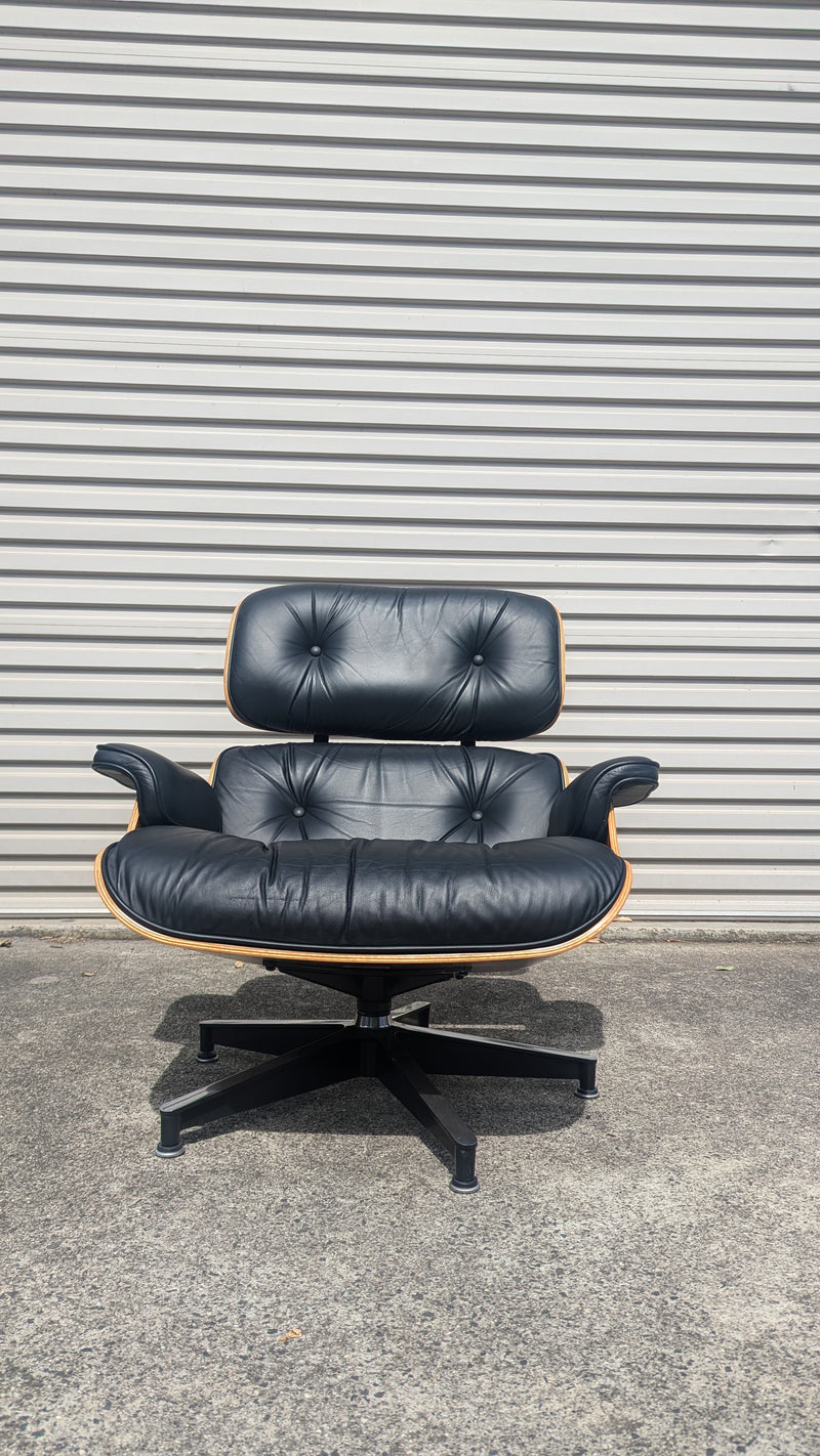 Restoration of single original Charles Eames chairs with ottoman Herman Miller