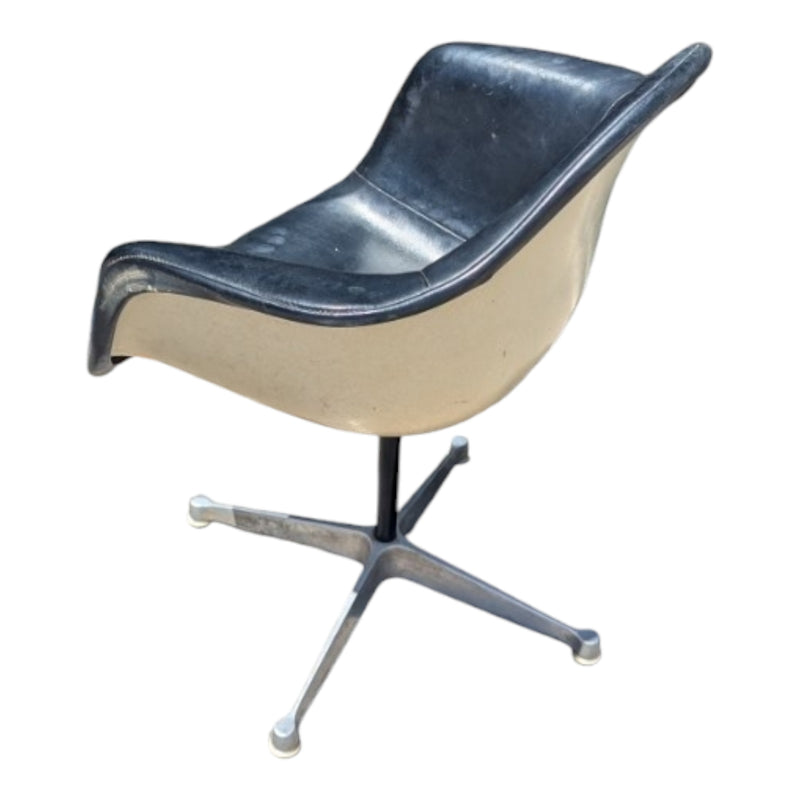 Eames desk chair original by Herman Miller stamped 1960s