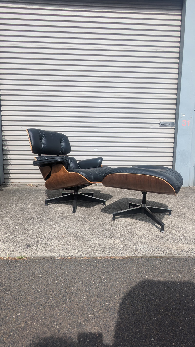 Restoration of single original Charles Eames chairs with ottoman Herman Miller