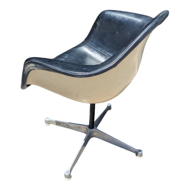 Eames desk chair original by Herman Miller stamped 1960s