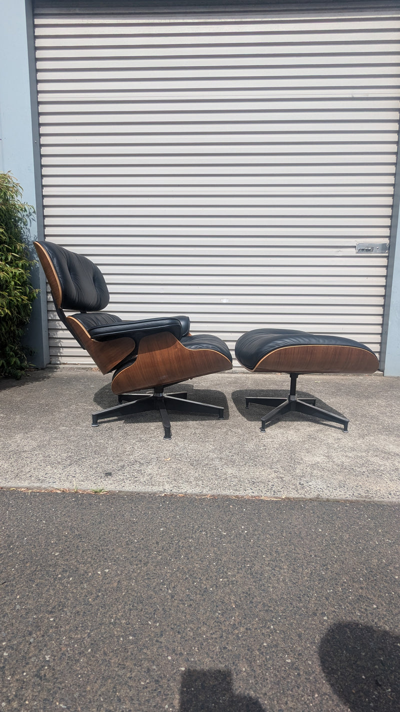 Restoration of single original Charles Eames chairs with ottoman Herman Miller